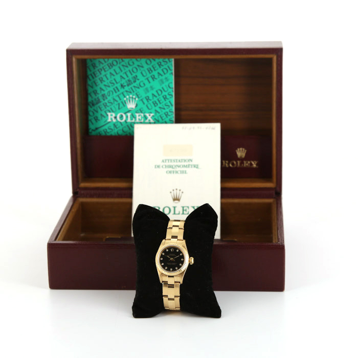 Montre Rolex Lady Oyster Perpetual en or jaune Ref :  67198 Vers  1978 - Detail D2