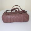 Bottega Veneta shoulder bag in pink intrecciato leather - Detail D5 thumbnail