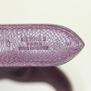 Bolso de mano Hermès Trim en cuero violeta Raisin - Detail D3 thumbnail