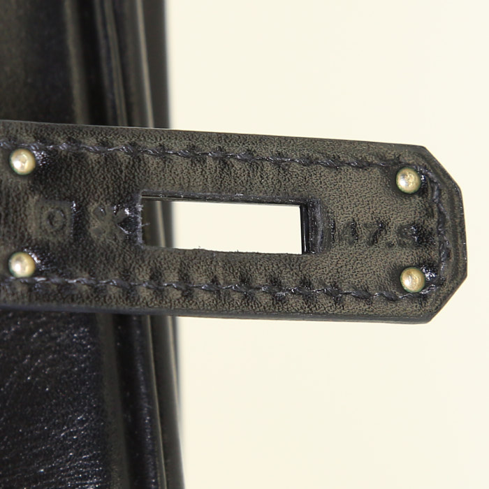 Bolso de mano Hermès Birkin So Black en cuero box negro - Detail D4
