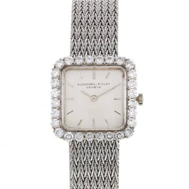 Audemars Piguet watch in white gold 18k Circa  1950