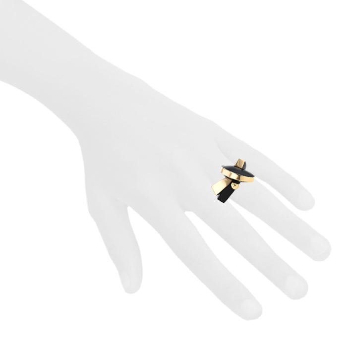 Sophia Vari Philonis ring in ebony and yellow gold - Detail D1
