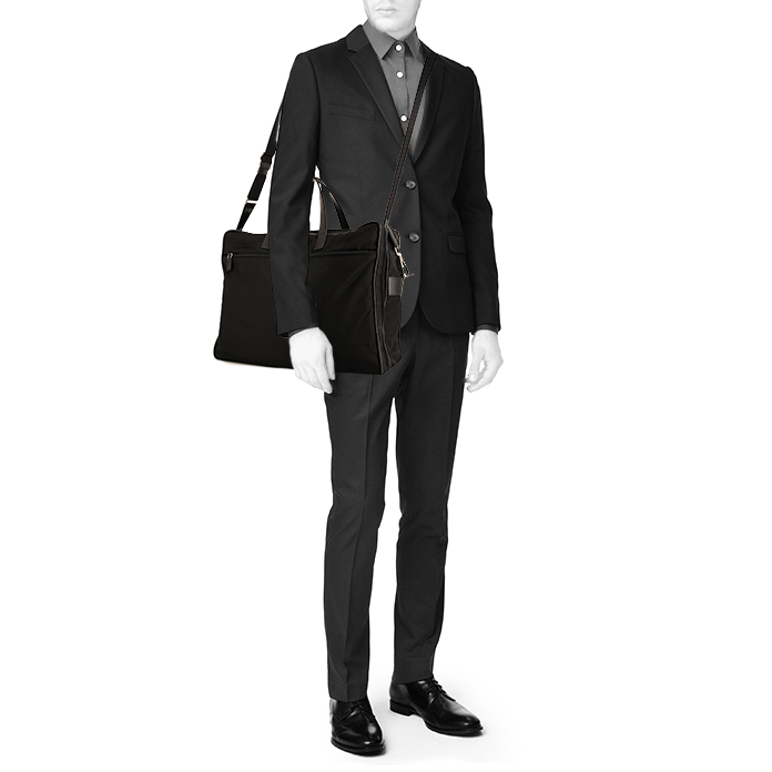Prada briefcase in black canvas and black leather - Detail D2