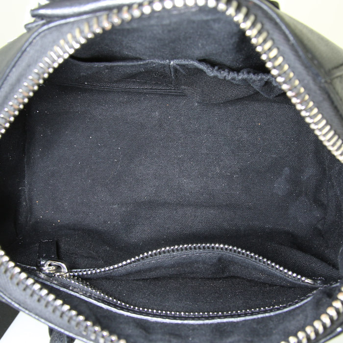 Borsa a tracolla Givenchy Antigona Mini in pelle nera - Detail D3