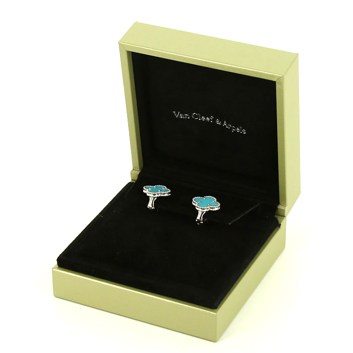 Paire de boucles d'oreilles Van Cleef & Arpels Alhambra Vintage en or blanc et turquoise - Detail D2