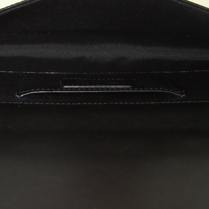 Bolsito de mano Dior Cannage en cuero acolchado negro - Detail D3