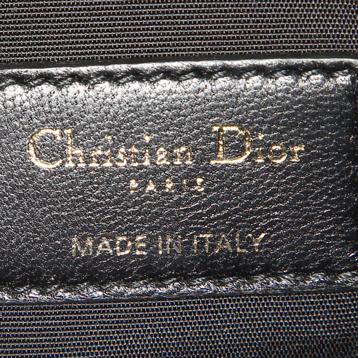 Pochette Dior Cannage en cuir matelassé noir - Detail D4
