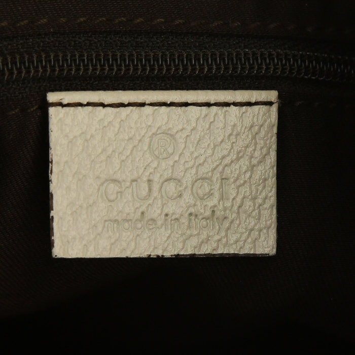 Sac à main Gucci Princy en toile siglée marron et cuir blanc - Detail D4