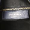 Balenciaga Velo shoulder bag in navy blue leather - Detail D4 thumbnail
