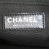 Bolso Chanel en cuero negro - Detail D3 thumbnail
