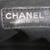 Sac à main Chanel en cuir matelassé noir - Detail D3 thumbnail