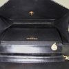 Bolso de mano Chanel Mademoiselle en piel de lagarto negra - Detail D2 thumbnail