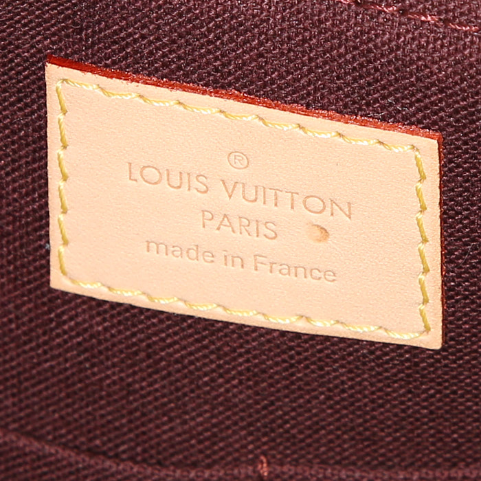 Louis Vuitton Ségur bag worn on the shoulder or carried in the hand in monogram canvas and natural leather - Detail D4