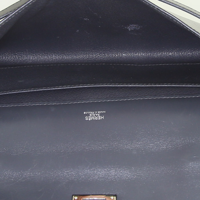 Pochette Hermès Kelly Cut en cuir box gris - Detail D2