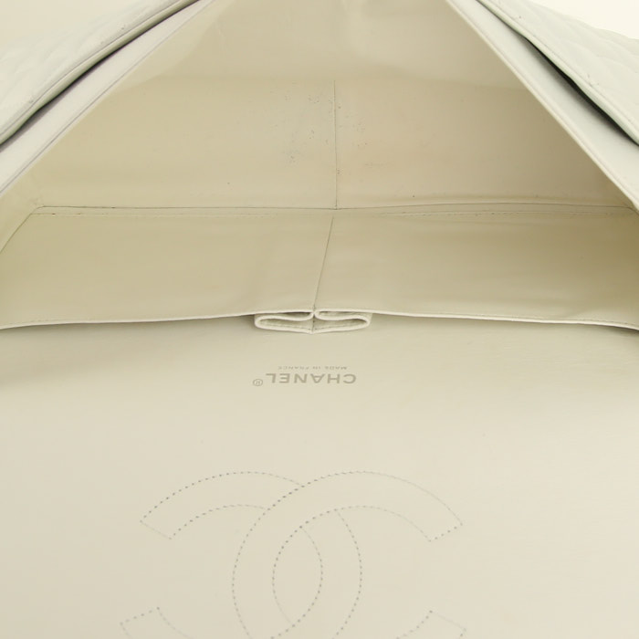 Borsa Chanel Timeless Maxi Jumbo in pelle trapuntata bianca - Detail D3