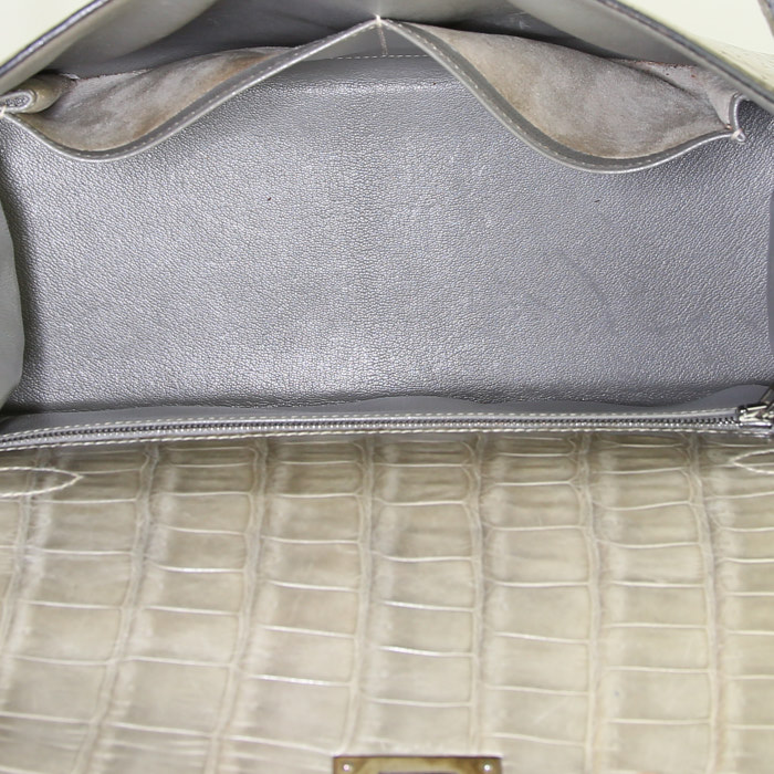 Borsa Hermes Kelly 28 cm in coccodrillo marino grigio verde - Detail D3