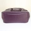 Louis Vuitton Passy small model handbag in purple epi leather - Detail D4 thumbnail