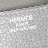 Bolso de fin de semana Hermes Haut à Courroies en cuero togo gris antracita - Detail D3 thumbnail