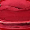 Sac porté épaule ou main Chanel Shopping GST moyen modèle en cuir verni matelassé rouge - Detail D2 thumbnail