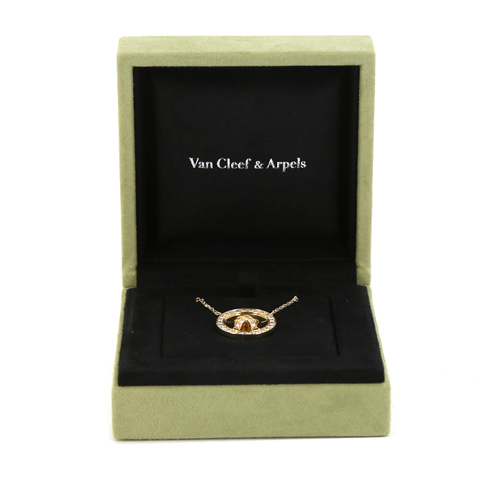 Van Cleef & Arpels Boutonnière necklace in yellow gold and diamonds - Detail D2