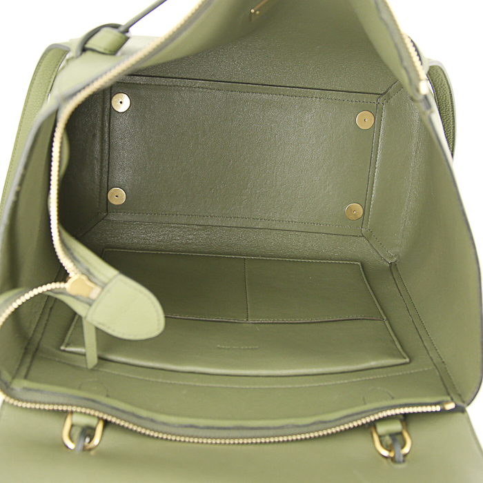 Sac à main Celine Belt en cuir grainé vert-d'eau - Detail D3