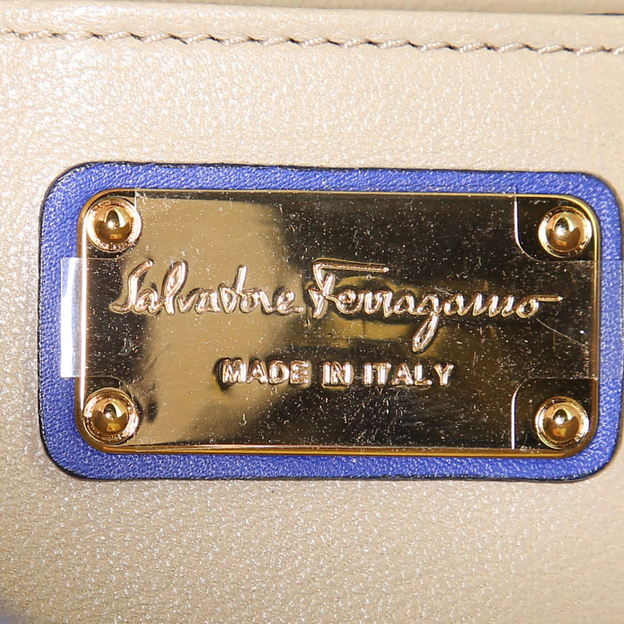 Pochette Salvatore Ferragamo in pelle blu - Detail D3