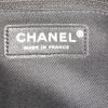 Bolso de mano Chanel 2.55 en tweed negro y cuero negro - Detail D3 thumbnail