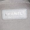 Sac bandoulière Chanel Boy en toile grise et beige - Detail D4 thumbnail