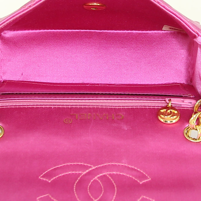 Borsa Chanel Timeless in raso fucsia - Detail D2