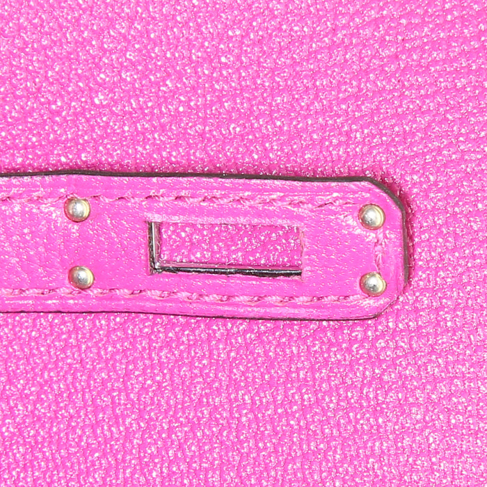 Bolso de mano Hermes Kelly 20 cm modelo pequeño en cuero púrpura - Detail D5