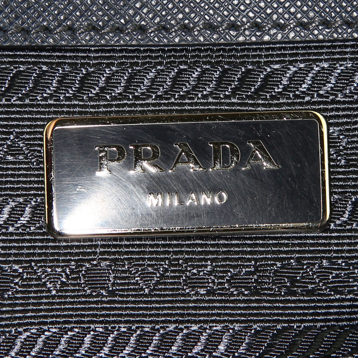 Briefcase in dark blue leather - Detail D4