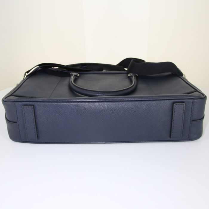 Briefcase in dark blue leather - Detail D5