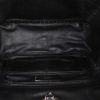 Shopping bag Valentino Garavani Rockstud trapeze in puledro nero e pelle nera - Detail D3 thumbnail
