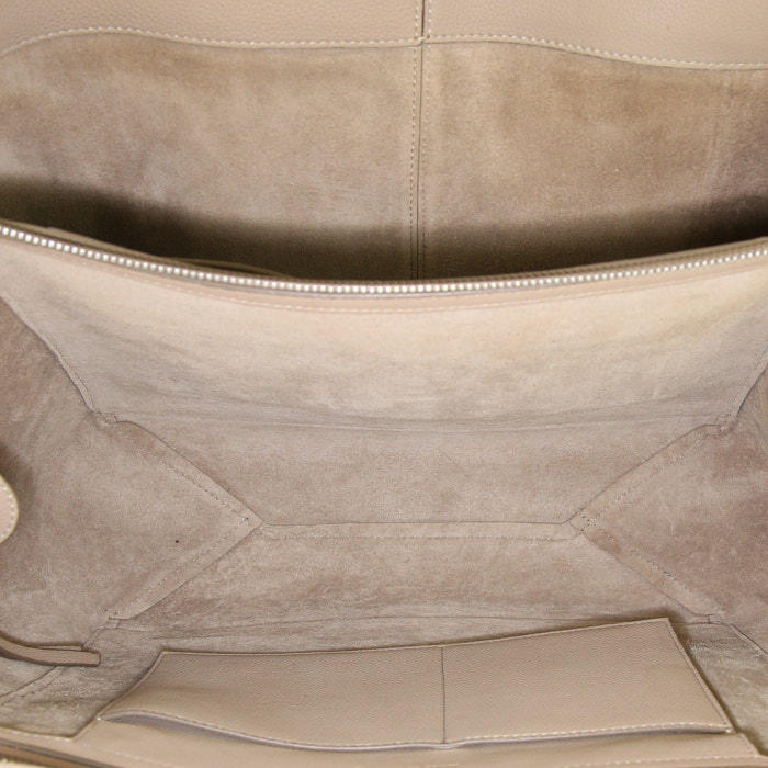 Celine Tri-Fold handbag in beige leather - Detail D2