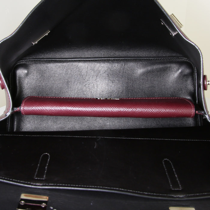 Sac à main Prada Lux en cuir saffiano bordeaux - Detail D3