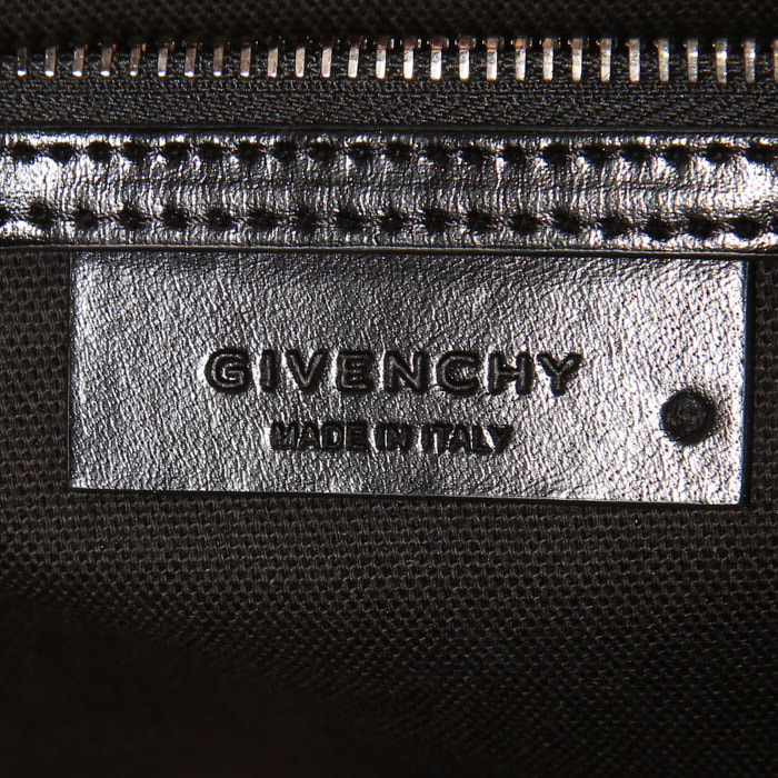 Borsa da spalla o a mano Givenchy Antigona modello medio in pelle lucida nera - Detail D4