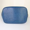 Louis Vuitton Grand Noé large model handbag in blue epi leather - Detail D4 thumbnail