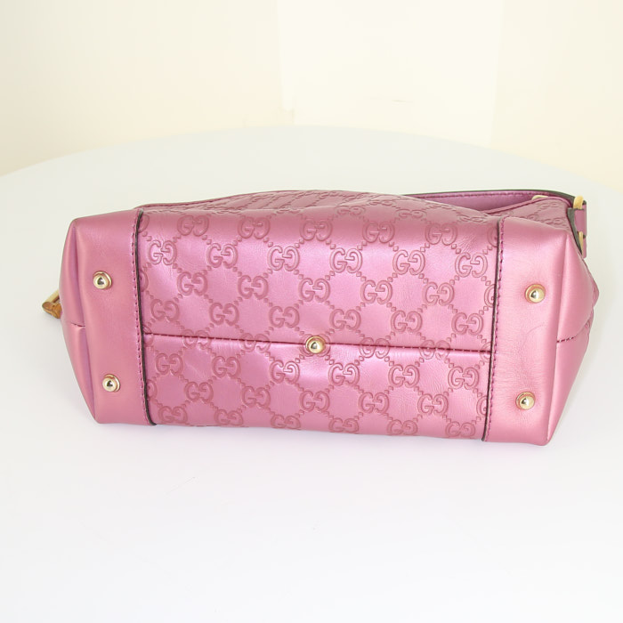 Gucci handbag in metallic pink monogram leather - Detail D4