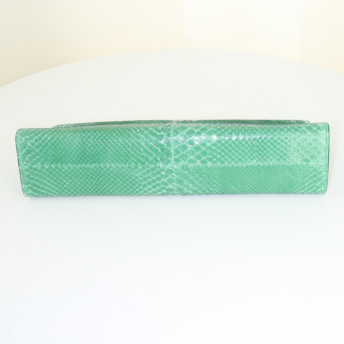 Pochette Alaïa in pitone verde - Detail D4