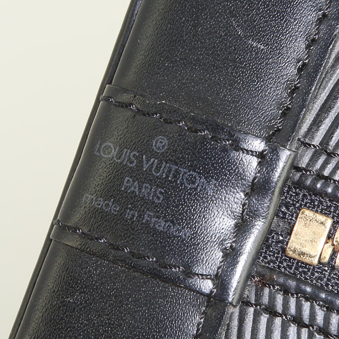 Bolso de mano Louis Vuitton Alma modelo pequeño en cuero Epi negro - Detail D3