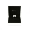 Chanel Coco large model ring in white gold - Detail D2 thumbnail