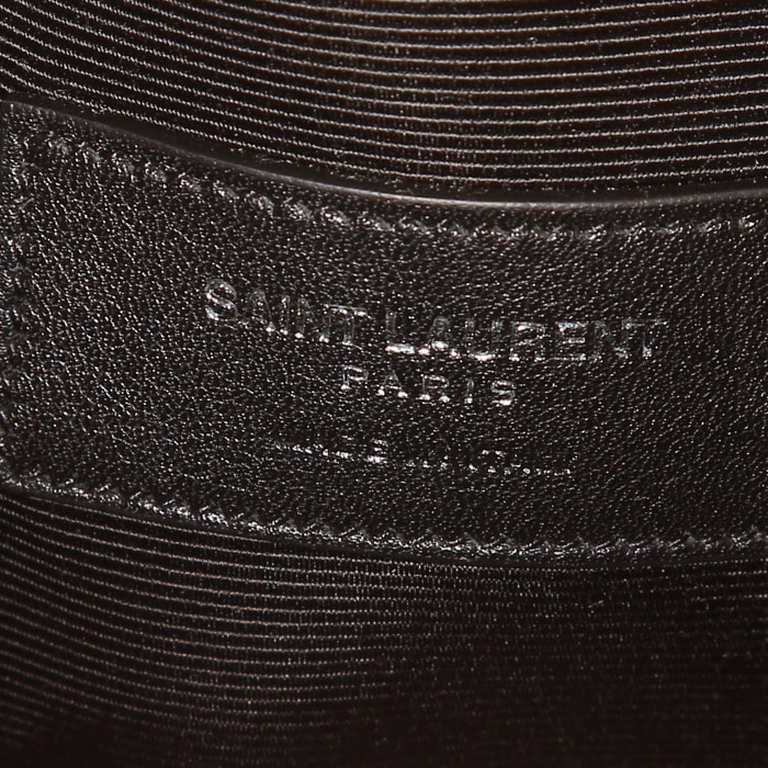 Sac bandoulière Saint Laurent Sac de jour Baby en cuir grainé rose-poudre - Detail D4