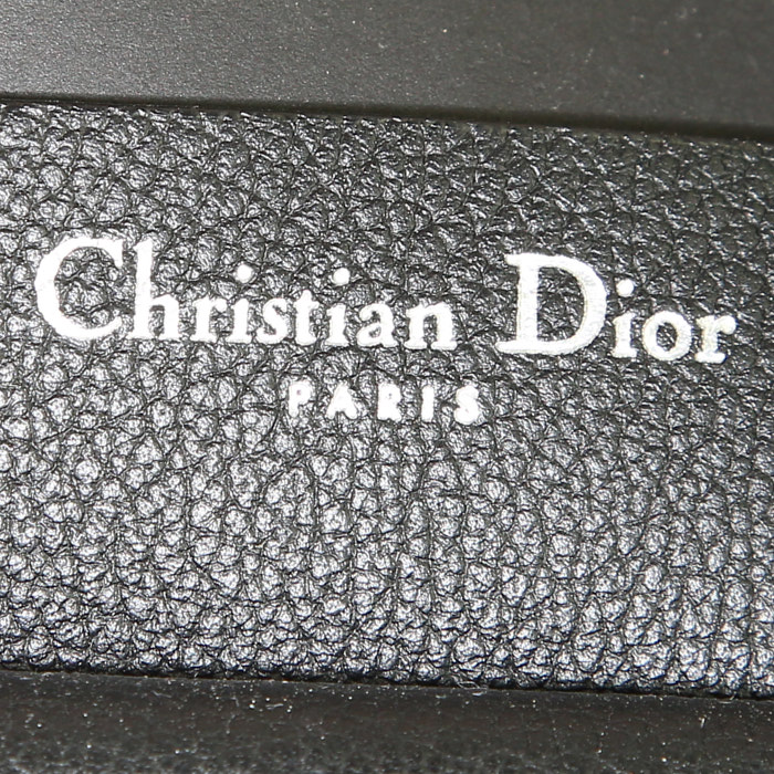 Dior Open Bar shopping bag in black leather - Detail D4