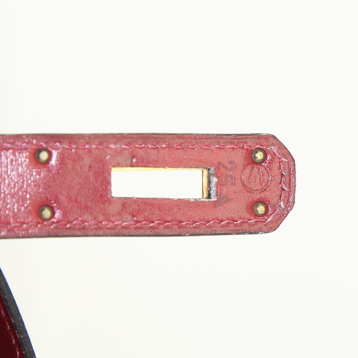 Hermes Kelly 32 cm handbag in burgundy box leather - Detail D5