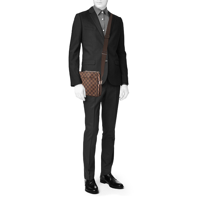 Louis Vuitton Olav shoulder bag in brown damier canvas and brown - Detail D1