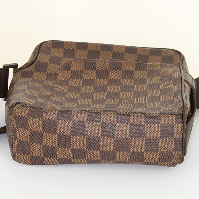 Louis Vuitton Olav shoulder bag in brown damier canvas and brown - Detail D4