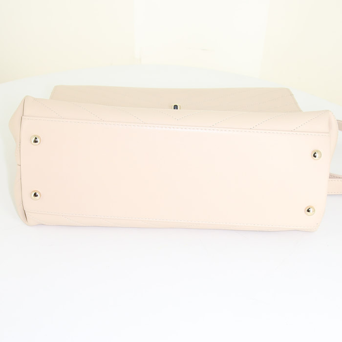 Borsa Chanel Chic Top in pelle trapuntata a zigzag beige - Detail D5