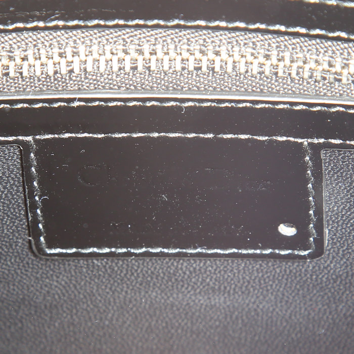 Bolso de mano Dior Lady Dior en cuero negro - Detail D4