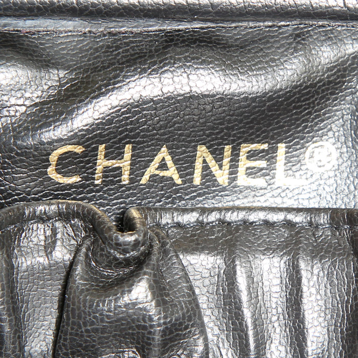 Chanel Vanity vanity case in black smooth leather - Detail D3