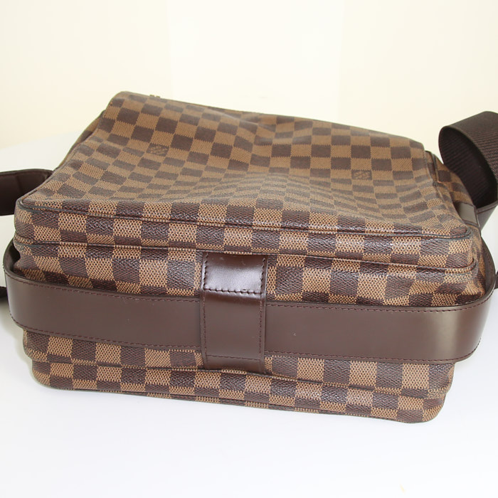 Louis Vuitton Naviglio shoulder bag in brown damier canvas and brown leather - Detail D4